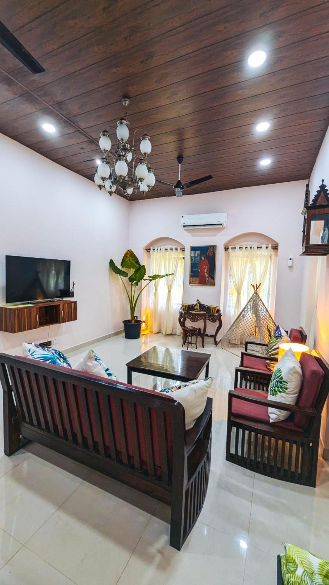 The First House By V3Homestay 4Bhk Private Pool Calangute Ngoại thất bức ảnh